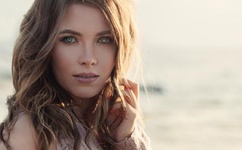 坐着那根东西写作业